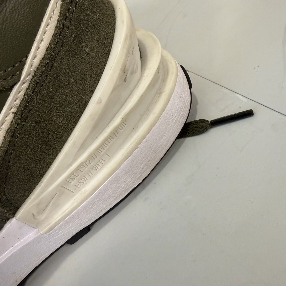 Nike Waffle One Leather Medium Olive Size‎ 9.5 - Picture 4 of 16